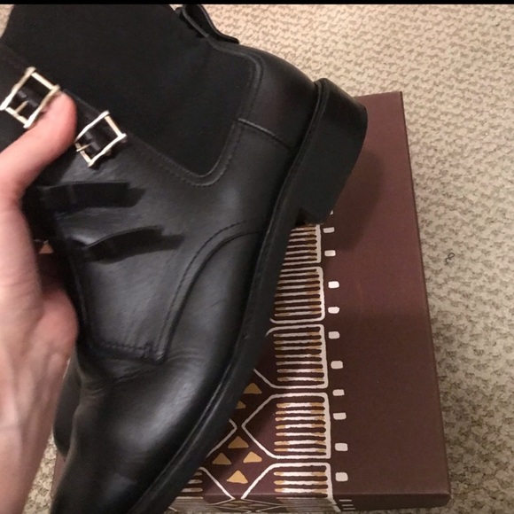 Valentino Rockstud ankle booties black leather